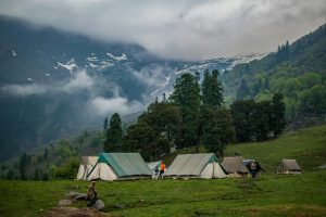 Acampada Libre vs. Camping 4 Acampada en espacio habilitado